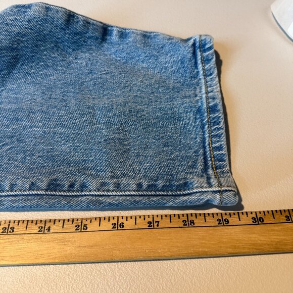 Levis Men 33x30 501 Button Fly Jeans Light Wash Whiskering Casual Everyday STAIN - Picture 9 of 10